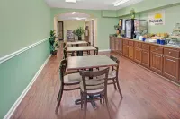 Days Inn by Wyndham Marietta White Water Hotels in Marietta