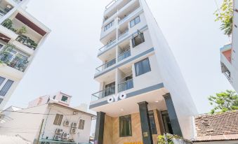 Quoc Vinh Hotel & Apartment
