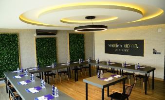 The Marina Hotel Burhaniye - Housity