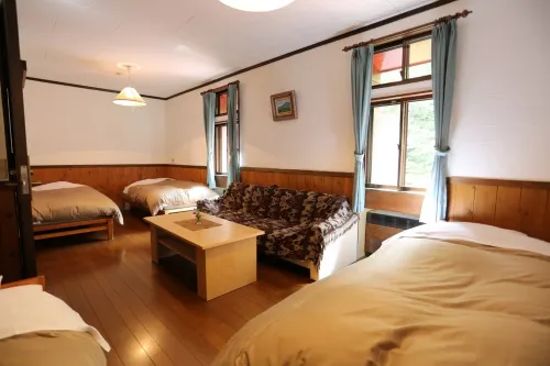 Pension Cosmos فنادق في كاتاشينا