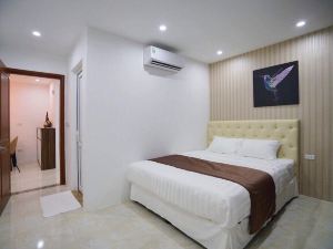 Zan- Newlife Halong Apartment