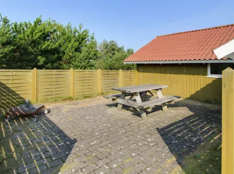 "Eline" - 1.5km from the Sea