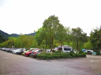 Wanlv Hakka Inn - parking