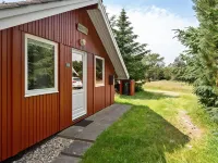 "Egbert" - 900m from the Sea - 3-Star