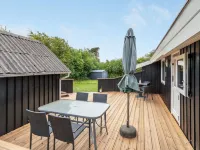 "Dali" - 400m to the Fjord Hotels in Vestervig