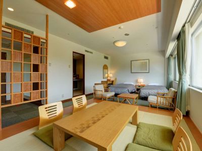 和洋式ガーデンビュールーム(浴室) ホテル花月園の写真