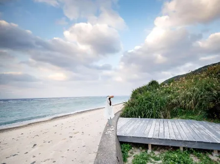 Denpaku Hataori Kobo No Aru Yado <Amamioshima> Отели в г. Амами