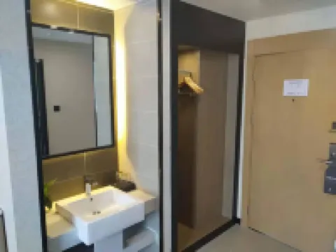 Shankee Tea Style Hotel (Zixi Quanlong Film City) Hotels in Zixi