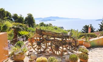 Villa Stratos Skiathos