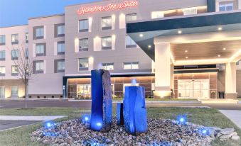 Hampton Inn  Suites by Hilton Cincinnati West