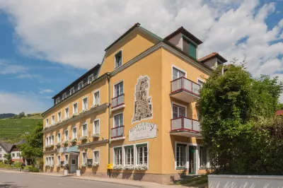 Stierschneider's Weinhotel Wachau & Wiazhaus