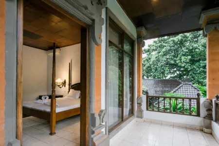 Urbanview Hotel Ananda Beach Sanur