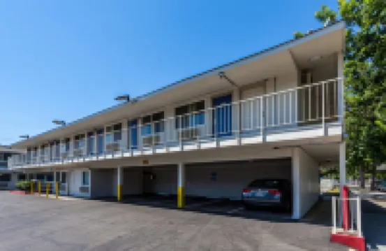 Motel 6 Sacramento, CA - Downtown Hotels near McKinley Park