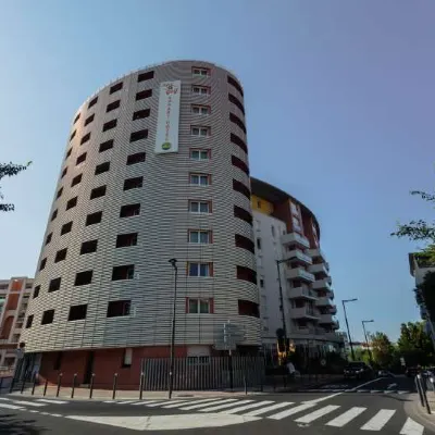 Appart-Hôtel Mer & Golf City Perpignan Centre Hotels in der Nähe von Centre de Sculpture Romane Le Maître de Cabestany