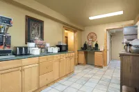 Super 8 by Wyndham Billings - breakfast