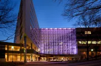 Hyatt Regency Greenville Hotels in der Nähe von Warehouse Theatre