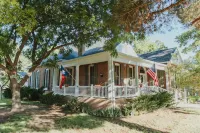 Alpine Bed and Breakfast Hotels in Alpine