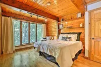 Walk to Tuttle Creek Lake: Secluded Scenic Retreat - Pysäköinti
