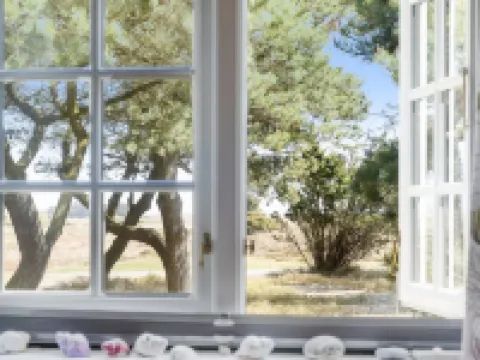 "Gravers" - 300m from the Sea