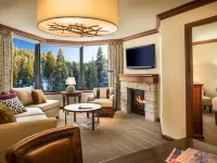 Everline Resort and Spa, Lake Tahoe Hotels in Olympic Valley