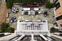 Radisson Collection Hotel, Palazzo Nani Venice