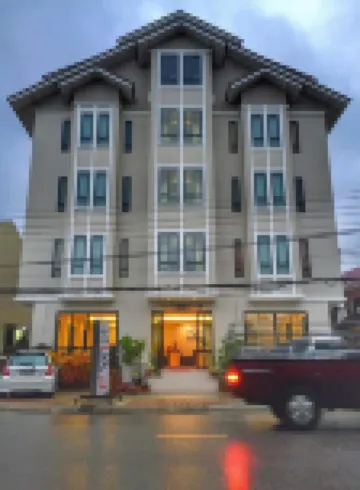 Calivefornia2016 Hotels near Singha Park Chiang Rai