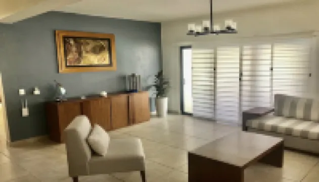 Big House Pool  Grill, 4 Bedrooms 12 Ppl AC Ocean View TV Wifi