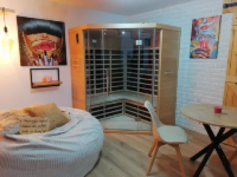 Maison Deco Pop Et Chaleureuse Avec Spa, Sauna