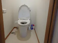 Men Only Women Have Single Rooms Available