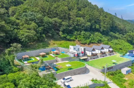 Yangpyeong Pyeonahnhagae Pet Pension โรงแรมใกล้พิพิธภัณฑ์ซาน