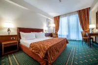 Lux Garden Hotel - 5-Star