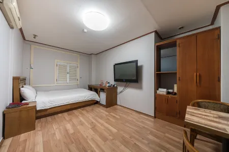 Anseong Yurim Отели рядом с достопримечательностью «Будда Myeongnyun-dong, Anseong-si, Gyeonggi-do»