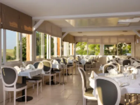 Hôtel Restaurant & Spa le Val Moret Hotels in Aube