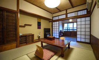 Yunohira Kamiyanagiya