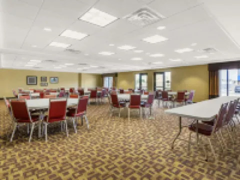 Sonesta Essential Minot Hotels in Minot