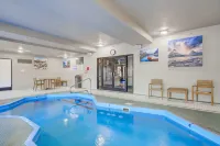 Whitefish Riverfront Hotel - Family Friendly