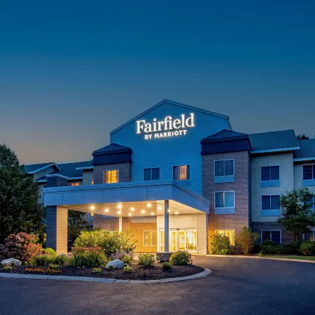 Fairfield Inn & Suites Brunswick Freeport