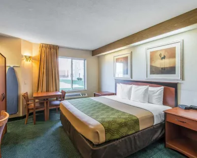 Econo Lodge North Academy Hotels in Colorado Springs