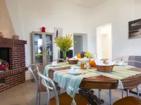 Merlot 佩喬利酒店