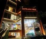 Hotel Oil Field