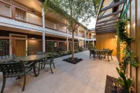 Best Western Plus Stevenson Manor - WiFi