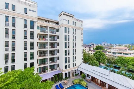 Lasalle Suites Hotel & Residence