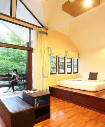 วิลลา พร้อมวิวสระน้ำ