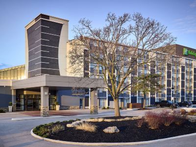 Holiday Inn BURLINGTON CONFERENCE CENTRE by IHG
