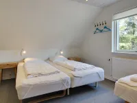 "Lavrans" - 2.5km from the Sea