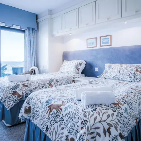 Beachways - 5 Bedroom Holiday Home - Saundersfoot