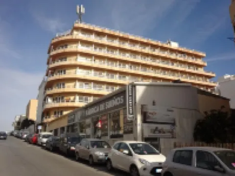 卡洛斯一世酒店 鄰近Torremolinos的酒店