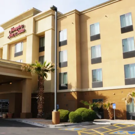 Hampton Inn & Suites Kingman