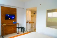 Votel Hotel Charis Tuban Hotel a Jenu