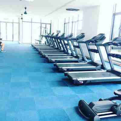 Luxurious R&F 3 Bedrooms Unit Fitness & Recreational Facilities